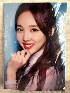 Item thumbnail for item 11950c07-74d3-4852-9c73-1903c97d965a