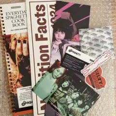 lesserafim　SPAGHETTI　CHEEKY NEON PEPPER