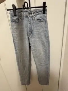 ライトブルー デニムパンツ