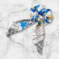 リボンスカーフ　シュシュ　ヘアーゴム　ブルー羽