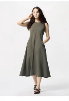 2025年UNIQLOウルトラストレッチワンピース　Ｓサイズ