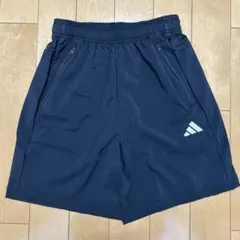 adidas トレーニングショーツ　メンズ　Mサイズ　ショートパンツ