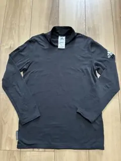 アディダス　ハイネック　インナー　150