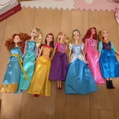 未使用　ディズニープリンセス ドール 7体セット