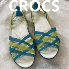 クロックス　ワラチェ　フリップフロップラバー　青と黄緑のストライプサンダル