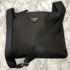 PRADA プラダ　三角ロゴ　ブラック ショルダーバッグ ナイロン