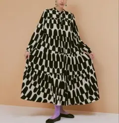 最終価格❣️manana suerte ジオメトリックプリントティアードワンピのサムネイル