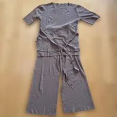 グレイル　GRL ベージュ　Vネック 半袖 パンツセットアップ