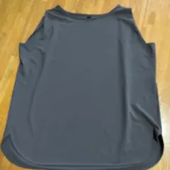 UNIQLO ダークグレー ノースリーブ Tシャツ M