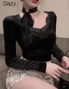 ブラック トップス