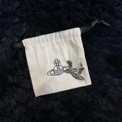 Vivienne Westwood オーブピアス ガンメタのサムネイル