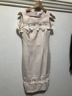 ベージュ レース装飾 タイトドレス　ナイトドレス　キャバドレス