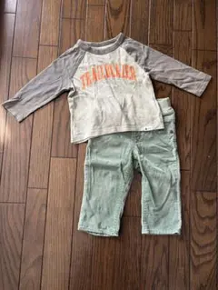 GAP baby 12-18ヶ月 長袖Tシャツとパンツセット