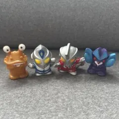 ウルトラマン フィギュア 4体セット 指人形