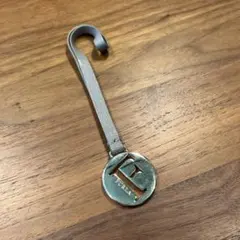 FURLA フルラ ロゴチャーム キーホルダー