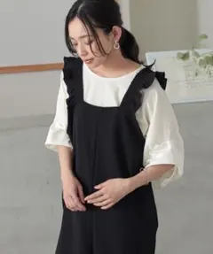 フリル付きブラックサロペット　 2XL ブラックのサムネイル