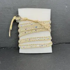 Chan Luuクリスタルとレザーの多重巻きブレスレット