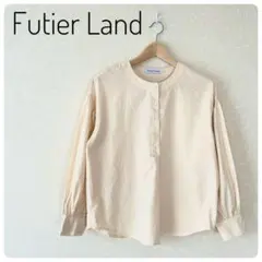 良品‼Futier Land レディースベージュ 長袖シャツ　ブラウス　Мのサムネイル
