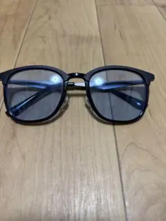 スタイリッシュ スクエアサングラス