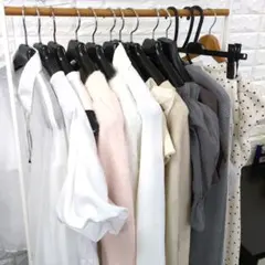 淡い系　レディース服　まとめ売り