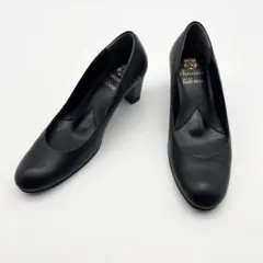 chausser ショセ × なとりや別注 プレミアムプレーンパンプス 22.5のサムネイル