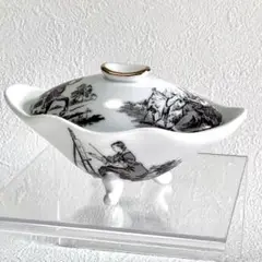 トワルドジュイ　三つ足ボックス