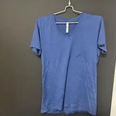 ATTACHMENT Vネック Tシャツ ブルー