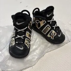 ナイキ　エア　モア　アップテンポ　ブラックカモ
