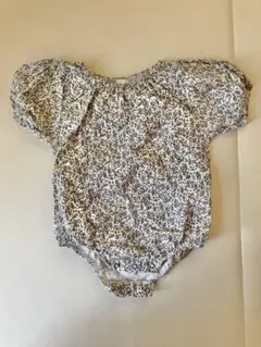 新品未使用＊monbebe モンベベ 花柄 ロンパース Sサイズ