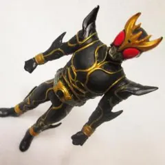 仮面ライダークウガ アルティメットフォーム (赤目) ソフビ