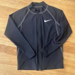 ナイキ　ラッシュガード XXSサイズ 120 黒　NIKE