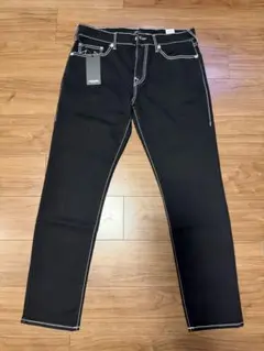 TRUE RELIGION ブラック カーゴパンツ ホワイトステッチ w30 - メルカリ
