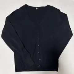 ユニクロ　ブラック Vネック カーディガン