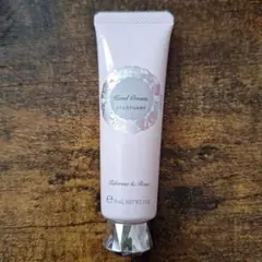 JILL STUART ハンドクリーム チュベローズ & ローズ 30g