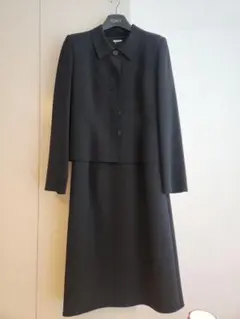 2026年最新】フォクシー スーツの人気アイテム - メルカリ