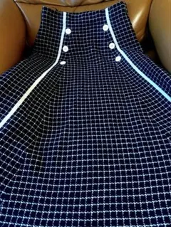 フレアスカート 黒と白のチェック柄