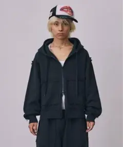 a2o ジップフーディー