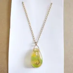 月と星のしずく型ネックレス