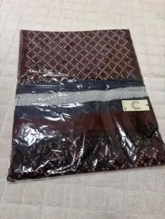 【新品】 ボルドーチェック柄ストール フリンジ付き