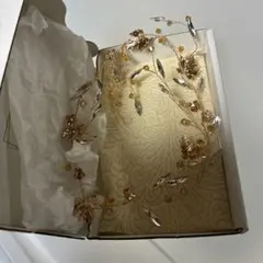 ウェディングヘッドドレス 花と葉モチーフ
