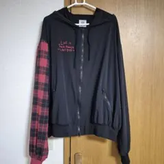 Item thumbnail for item e3ca45db-8a96-4272-80a6-f2f9491e530a