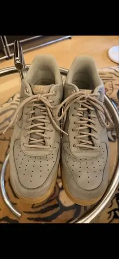 NIKE AIR FORCE 1 カーキ 30cmのサムネイル