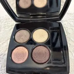 CHANEL レ キャトル オンブル アイシャドウのサムネイル