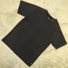 Levi’s Tシャツ Sサイズ ブラック 半袖 無地 シンプル ロゴタグ