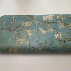 HIRAMEKI.　ヒラメキ　アーモンドの花　長財布のサムネイル