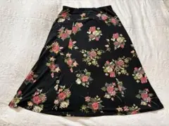 ローラアシュレイ　LAURA ASHLEY 花柄 スカート ブラックのサムネイル