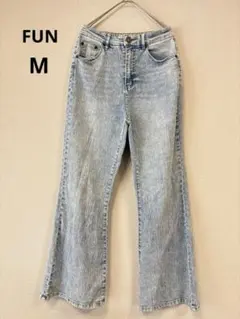 美品✨FUN ケミカルウォッシュ デニム フレアパンツ【M】 スノーウォッシュ