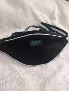 ナイキ ボディバッグ ウエストポーチ