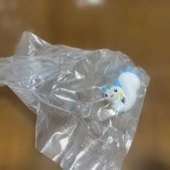 パチリス　ガチャガチャ　しっぽみてみてフィギュア