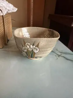 花模様 四角形 陶器 茶碗